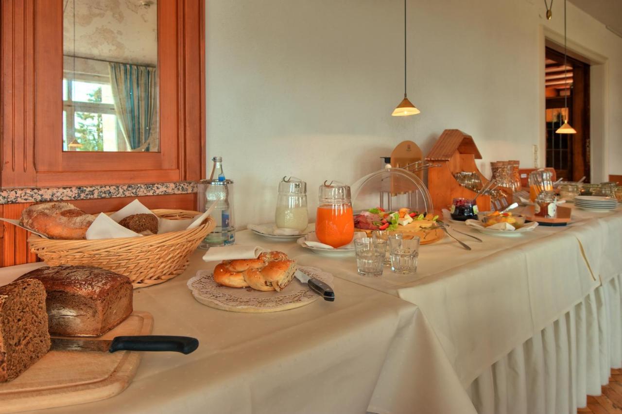 Jufa Hotel Schwarzwald Lenzkirch Kültér fotó