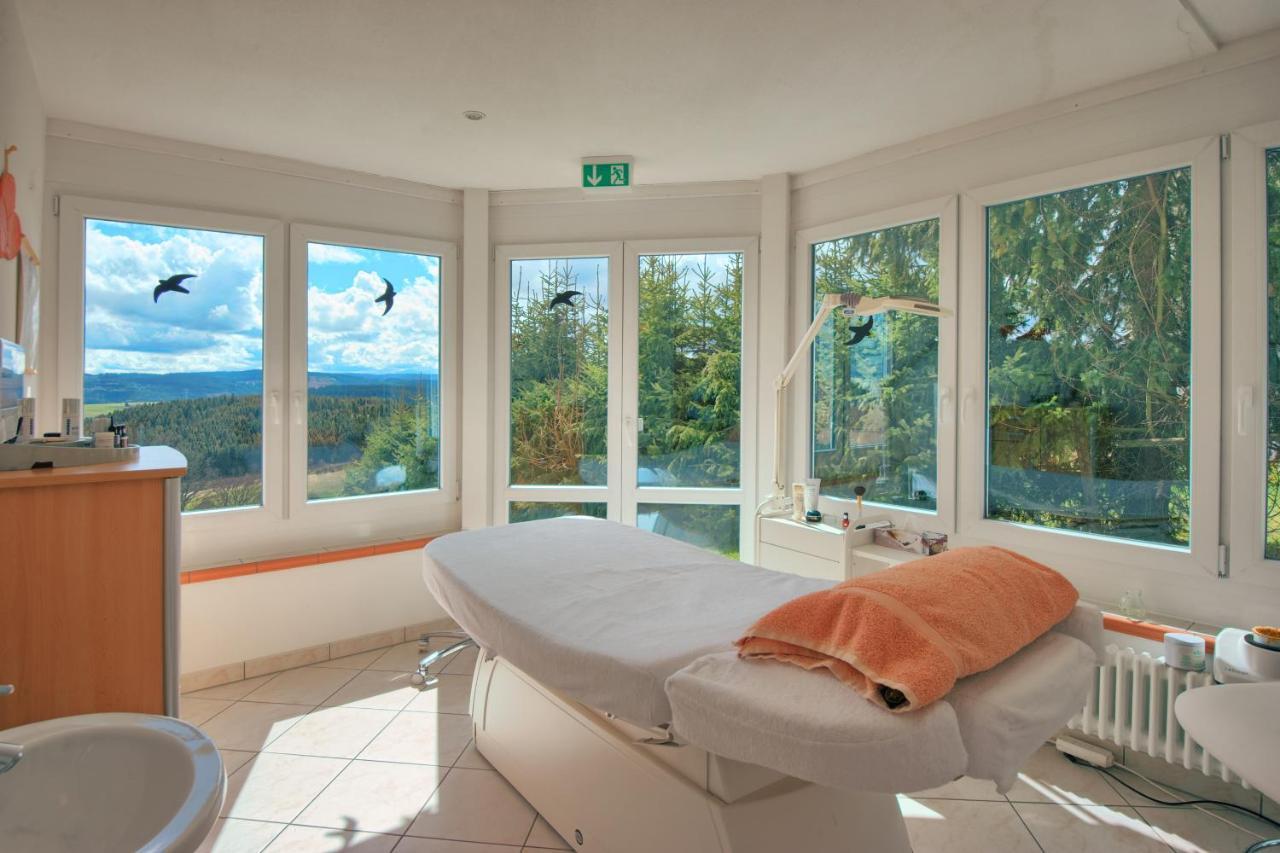 Jufa Hotel Schwarzwald Lenzkirch Kültér fotó