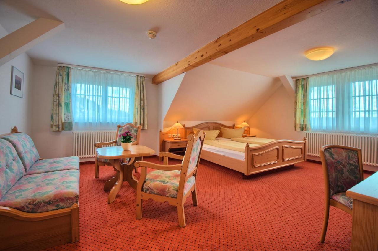 Jufa Hotel Schwarzwald Lenzkirch Kültér fotó